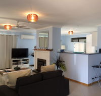 Salty Air Apartments Kingscote Kangaroo Island - New South Wales Tourism 