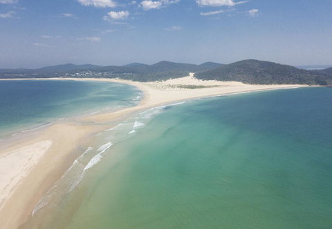 Samurai Beach Bungalows - Port Stephens YHA - New South Wales Tourism  2