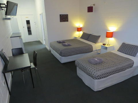 San Remo Hotel Motel - New South Wales Tourism  1