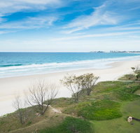 San Simeon Beachfront Apartments Tugun - New South Wales Tourism 