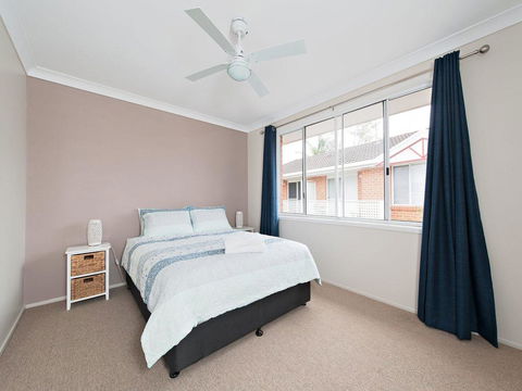 Sanctuary @ Fingal Bay - New South Wales Tourism  1
