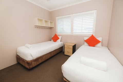Sanctuary Lake Apartments - New South Wales Tourism  2