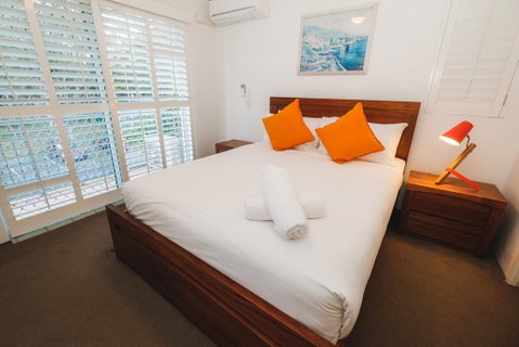Sanctuary Lake Apartments - New South Wales Tourism  3