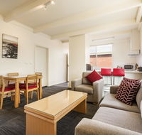 Sandbelt Club Hotel - New South Wales Tourism 