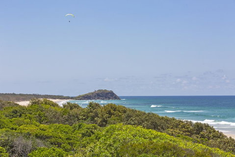 Sandpiper Beach Front House - New South Wales Tourism  1