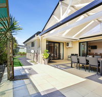 Sandy Bottom - Pet Friendly - 3 Min Walk to Beach