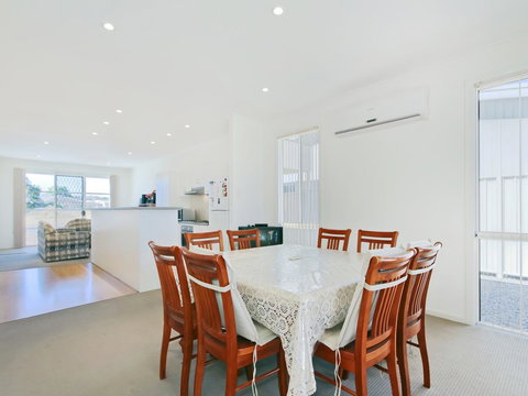 Sandy Walk - New South Wales Tourism  3