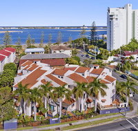Santa Fe by the Broadwater - New South Wales Tourism 