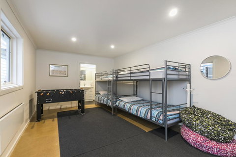 Santorini - Lorne - New South Wales Tourism  3