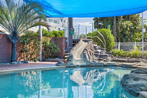 Sapphire Palms Motel - New South Wales Tourism  0