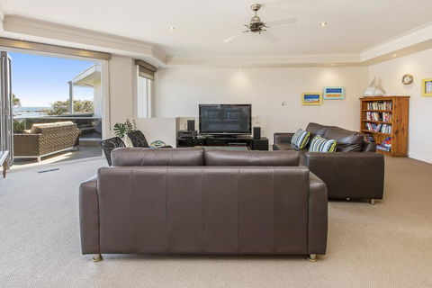 SEA GRANGE - MORNINGTON - New South Wales Tourism  2
