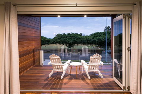 Sea Wood Delight In Hervey Bay - New South Wales Tourism  3