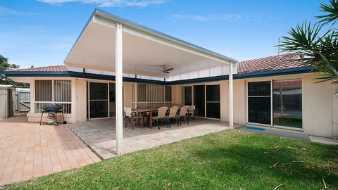 Seachange - Foxtel, Netflix, WiFi - New South Wales Tourism  0