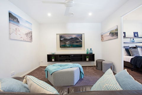 Seaclusion Broadbeach - New South Wales Tourism  2