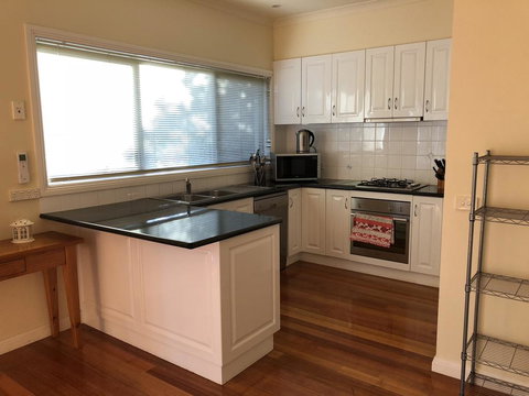 Seagrape Cottage - New South Wales Tourism  3