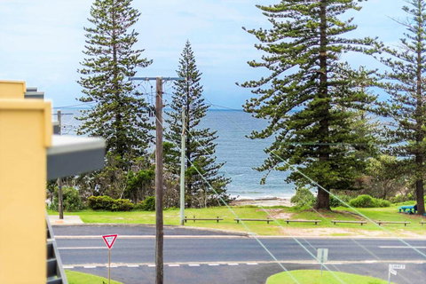 Seaspray 5 - New South Wales Tourism  2