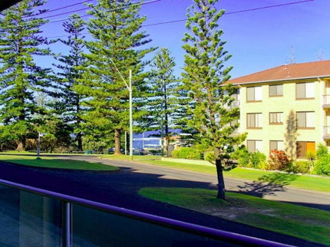 Seaspray 8 - New South Wales Tourism  0