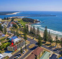 Seaspray Unit 7 straight across the road from Main Beach Yamba