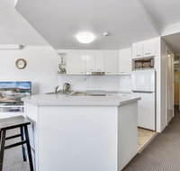 Second Floor 2 Bedroom Mooloolaba Escape - Caribbean Resort - New South Wales Tourism 