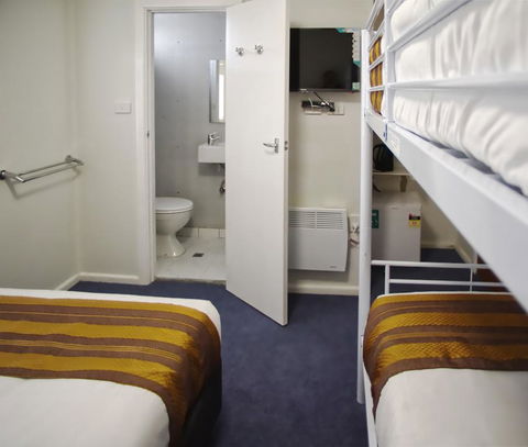Selwyn Star Lodge - New South Wales Tourism  2