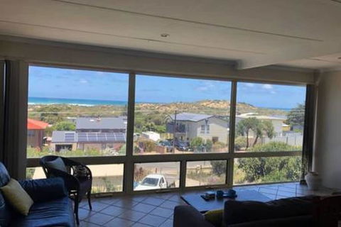 Sensational Ocean Views Only 200m Goolwa Beach - New South Wales Tourism  1