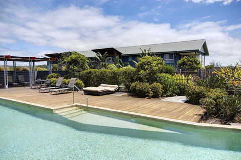 Serenity Diamond Beach (formerly Ramada Resort Diamond Beach) - New South Wales Tourism  1