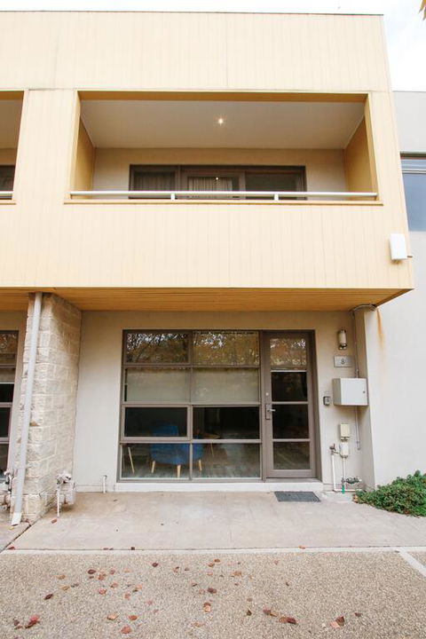 Shepparton Lakeside Serviced Apartment - New South Wales Tourism  3