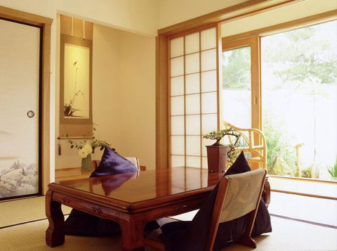 Shizuka Ryokan Japanese Country Spa & Wellness Retreat - New South Wales Tourism  2