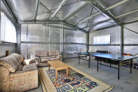 Shores - Pet-Friendly - 1 Min Walk To Beach - New South Wales Tourism  2