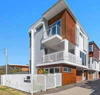 Silica Sands Beach House - New South Wales Tourism 