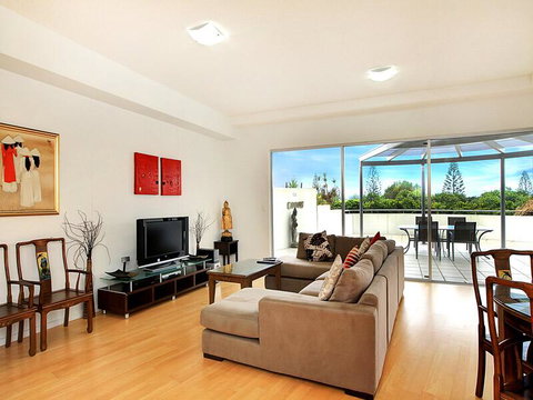 Silver Sea On Sixth Resort - New South Wales Tourism  3