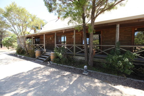Silverpoint Accommodation - New South Wales Tourism  1
