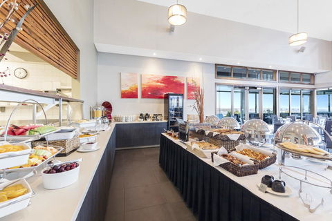 Silverwater Resort Phillip Island - New South Wales Tourism  1
