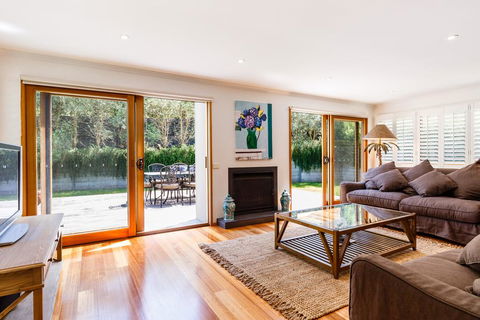Simple Harmony - New South Wales Tourism  1