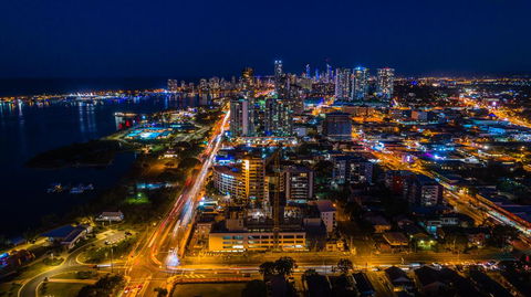 Sky Broadwater Apartments - New South Wales Tourism  3