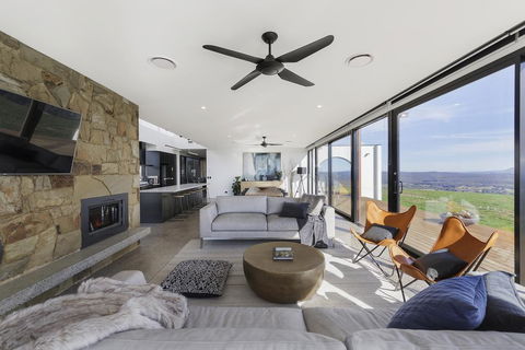 Sky High - New South Wales Tourism  2