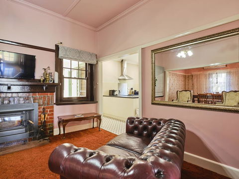 Skymirror Cottage - New South Wales Tourism  2