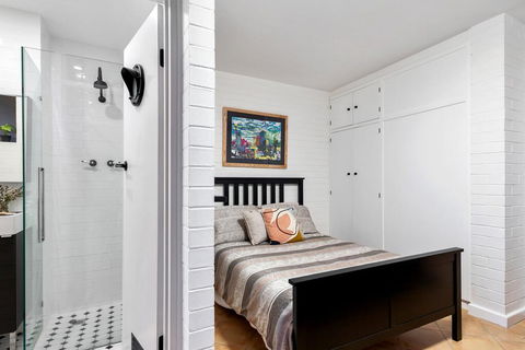 Soho Chic Apartment - New South Wales Tourism  2