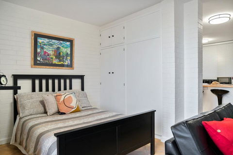 Soho Chic Apartment - New South Wales Tourism  3