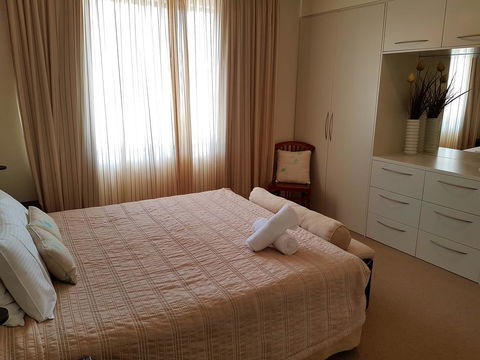 SONOMA - On The River - New South Wales Tourism  3