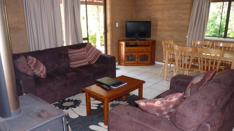 Southern Forest Escape Pemberton - New South Wales Tourism  2