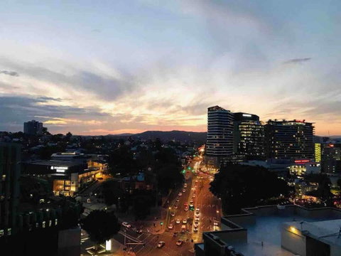 Spacious River Front 2 Bed Apt Central Location - New South Wales Tourism  2