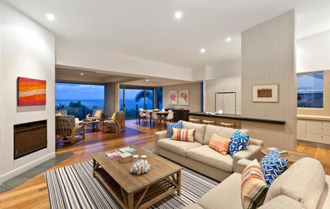 Spacious With Surf Views, Sunshine Beach - New South Wales Tourism  2