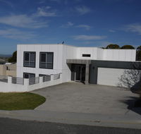 Spectacular Holiday Living - New South Wales Tourism 