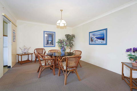 St Tropez Unit 9 - The Entrance, NSW - New South Wales Tourism  2