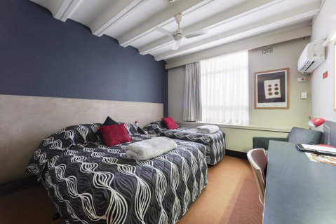 Statesman Hotel - New South Wales Tourism  1