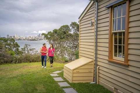 Steele Point Cottage - New South Wales Tourism  1