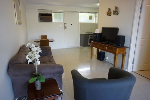 Studio 3 - Ground Floor Fremantle Apartment - New South Wales Tourism  1