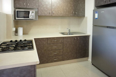 Studio 3 - Ground Floor Fremantle Apartment - New South Wales Tourism  3