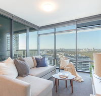 Stunning apt Nearby ANZ Stadium wt Free Parking